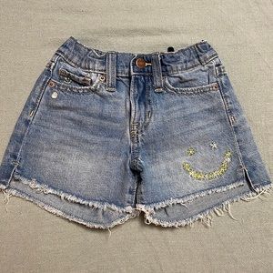 Girls Old Navy Floral Smiley Shorts size 6